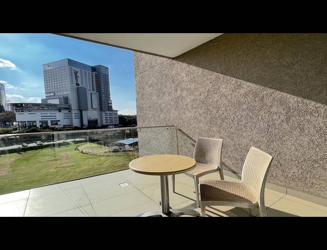 2 BEDROOM APARTMENT FOR SALE IN SANDOWN